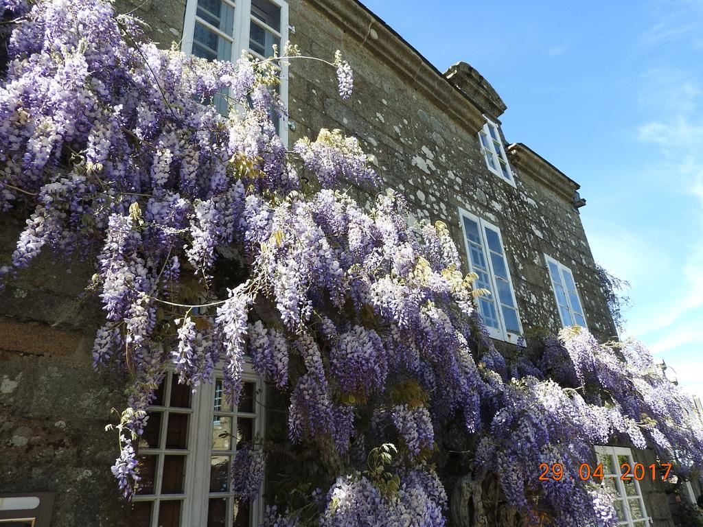 Logis Le Prieure Locronan Exterior foto